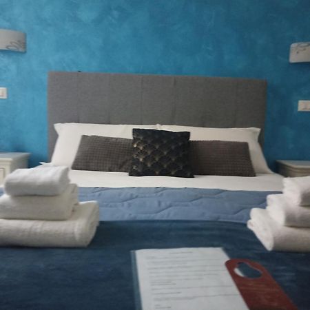 Ad Cavour Luxury Rooms - By Ad Roma ห้อง รูปภาพ