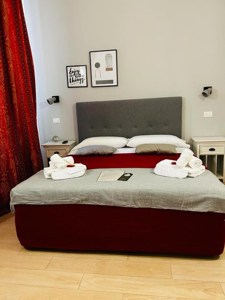 Ad Cavour Luxury Rooms - By Ad Roma ห้อง รูปภาพ