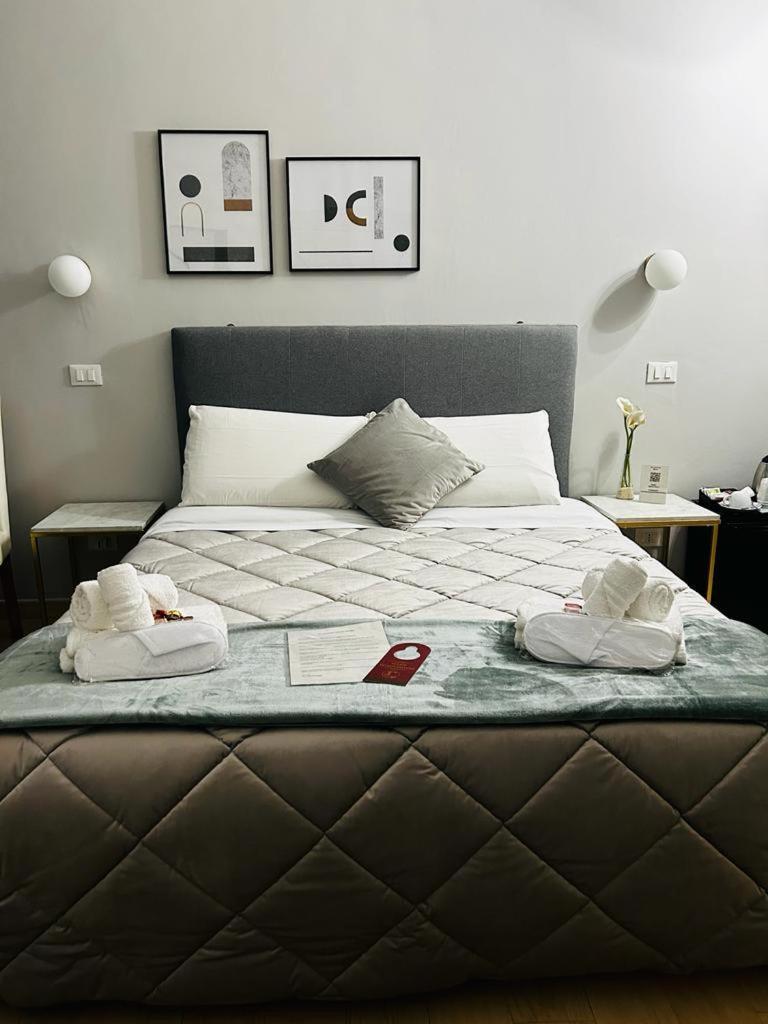 Ad Cavour Luxury Rooms - By Ad Roma ห้อง รูปภาพ