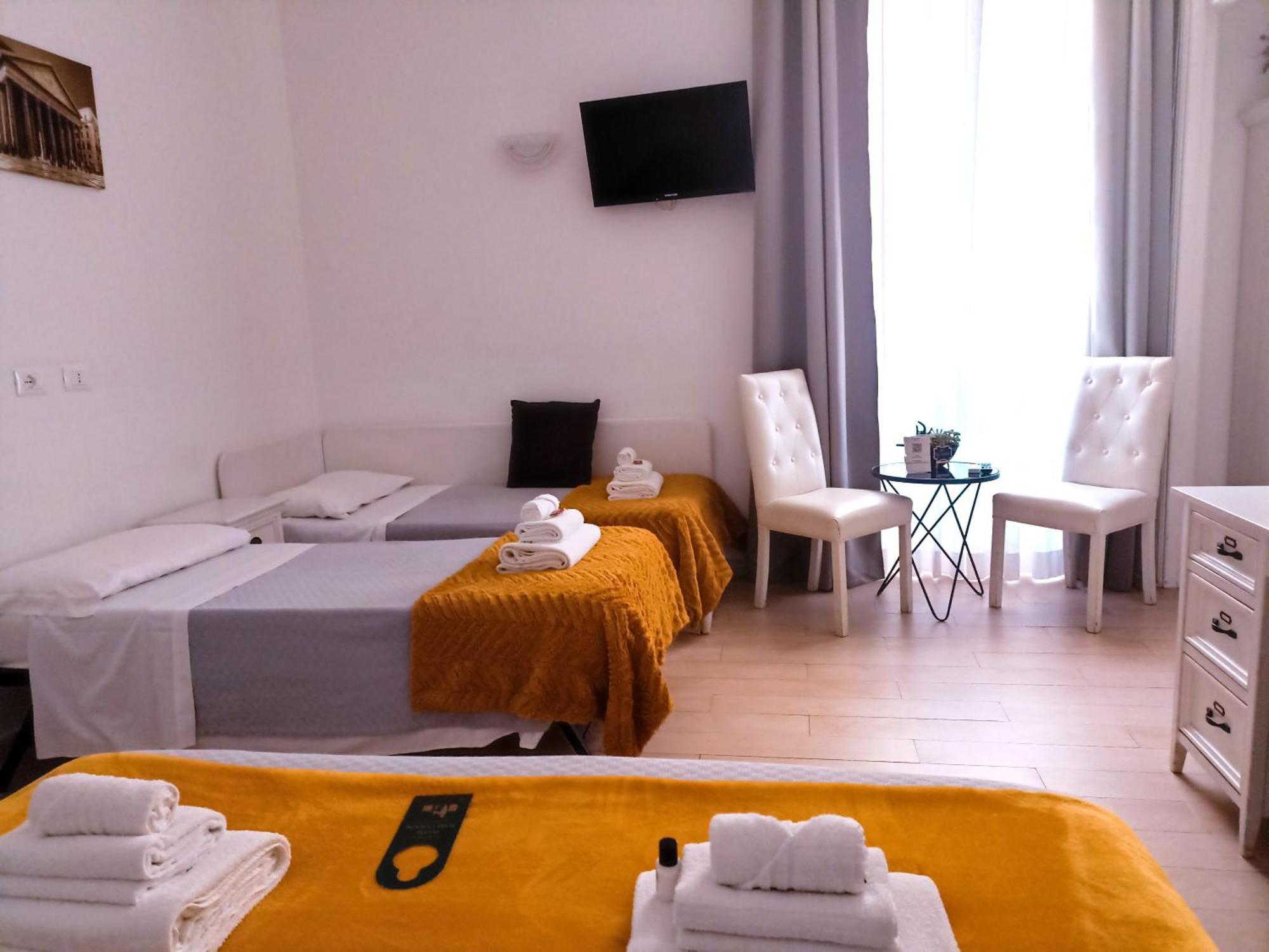 Ad Cavour Luxury Rooms - By Ad Roma ภายนอก รูปภาพ