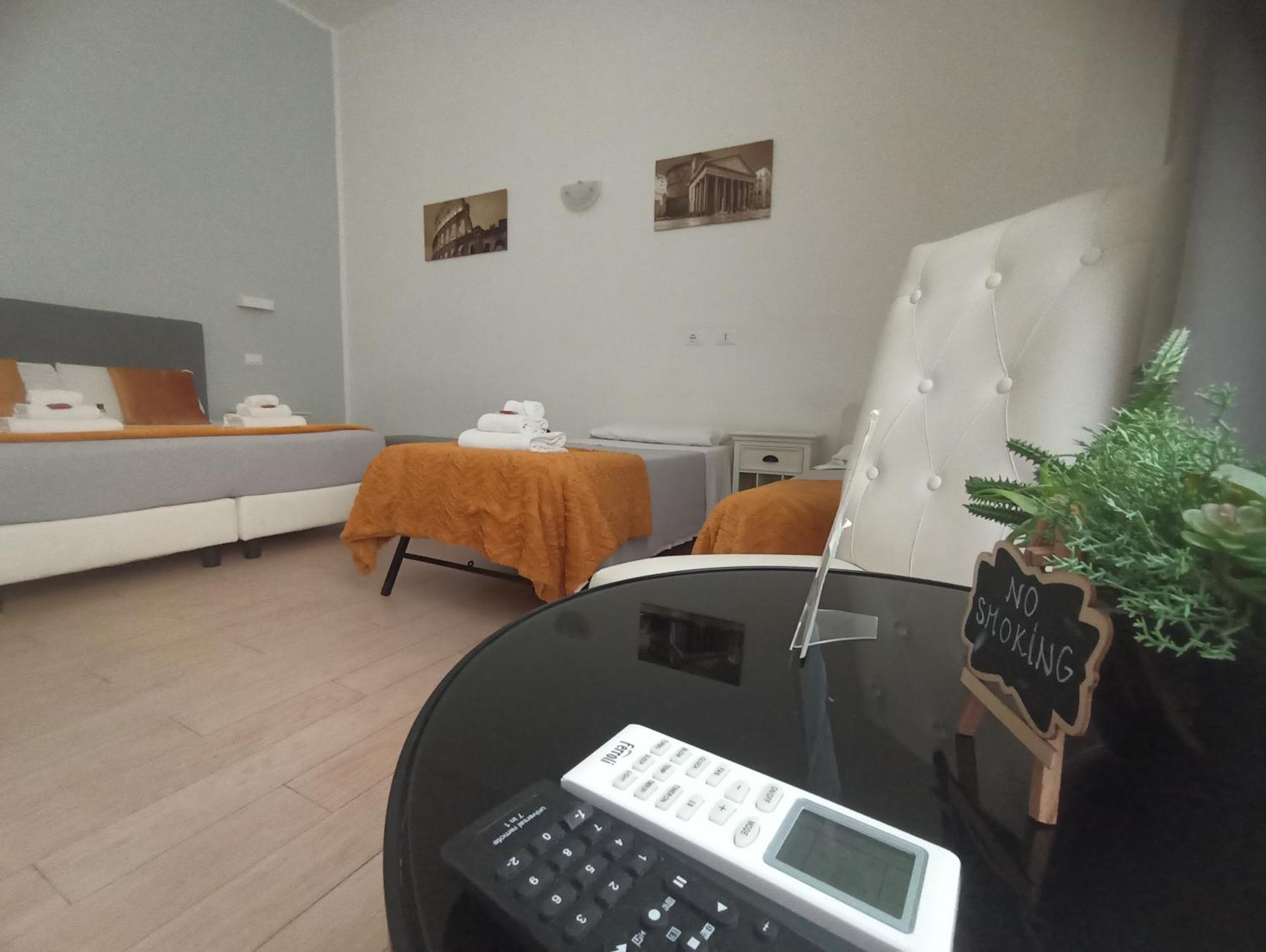 Ad Cavour Luxury Rooms - By Ad Roma ห้อง รูปภาพ