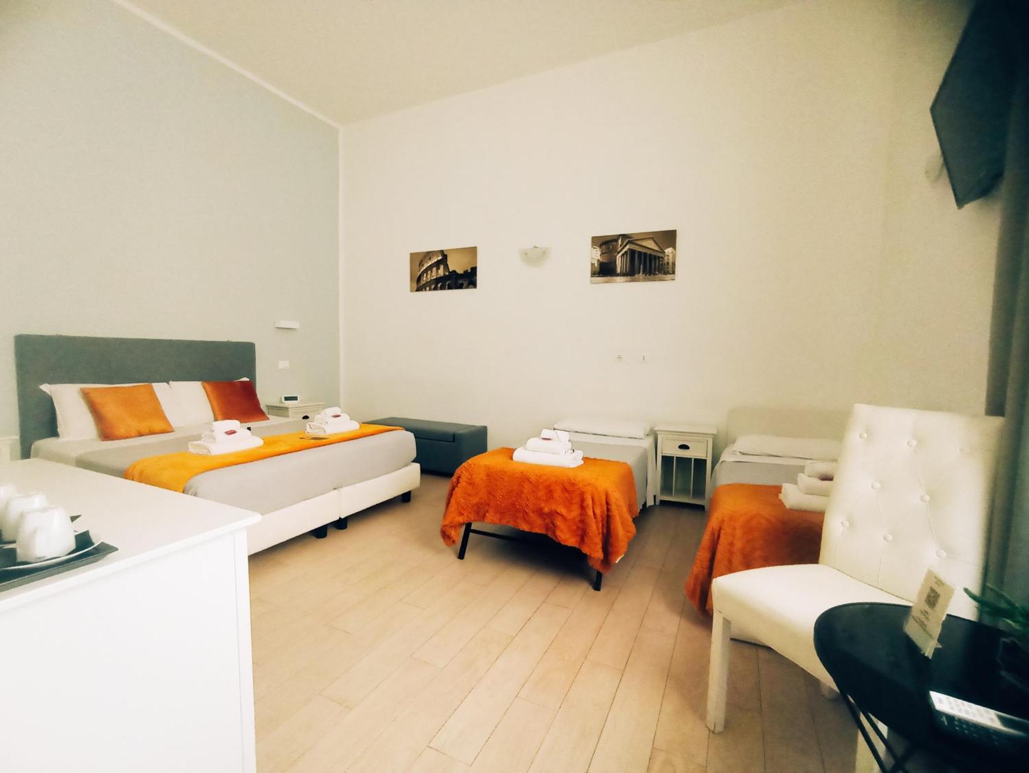 Ad Cavour Luxury Rooms - By Ad Roma ภายนอก รูปภาพ